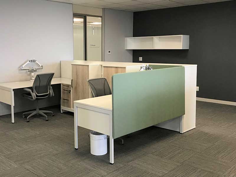 Frameless Desk Based Screens
